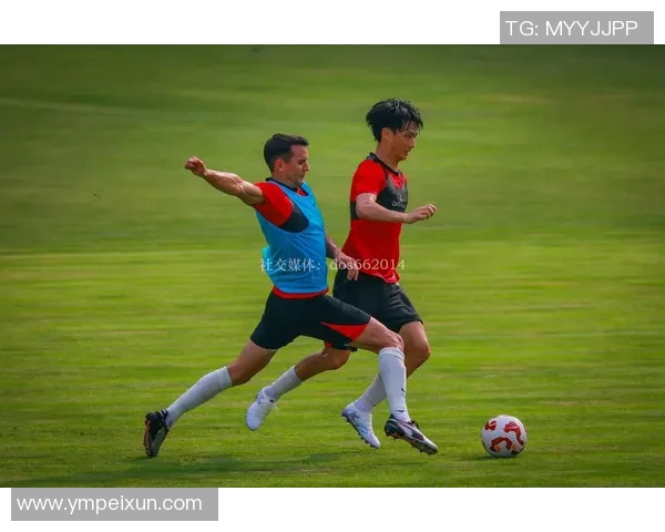 成都足球队在足球耐力排行榜中荣登第三名展现出卓越的体能实力 成都足球队在足球耐力排行榜中荣登第三名展现出卓越的体能实力