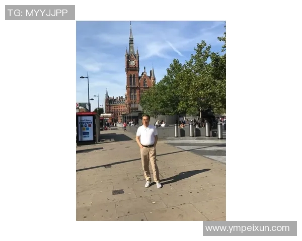 杭州篮球队区域防守创新之路:重塑战术理念与团队协作的深度解析 杭州篮球队区域防守创新之路:重塑战术理念与团队协作的深度解析