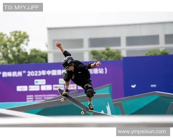 杭州飞盘队在滑板精英赛中以55分稳居积分榜首位 杭州飞盘队在滑板精英赛中以55分稳居积分榜首位